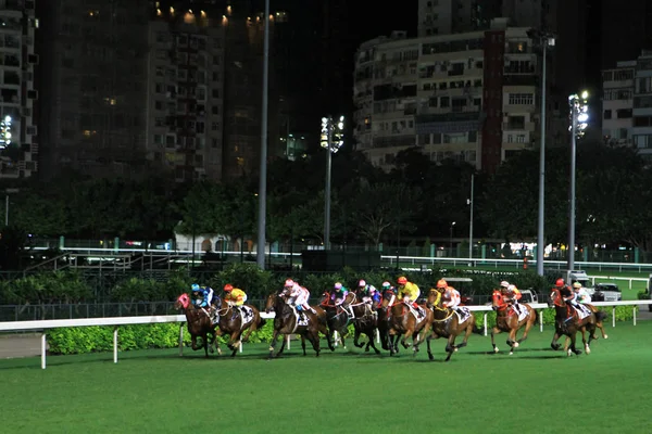 Une Course Nuit Sur Terrain Course Happy Valley — Photo