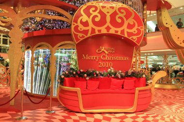 Noel ağacı Festivali yürüyüş alışveriş merkezinde Kowloon Tong
