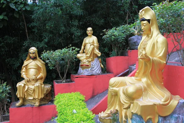 Десять Тисяч Будд Монастиря Sha Tin — стокове фото