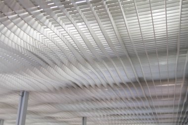 Havaalanı Adası, Chek Lap Kok üzerinde yer almaktadır