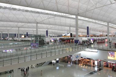 Havaalanı Adası, Chek Lap Kok üzerinde 2.010 yer almaktadır