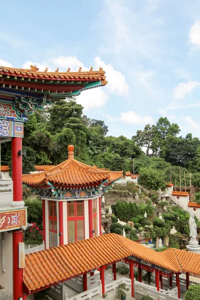 Western Manastırı, Simgesel Yapı Budist manastır Hong Kong,