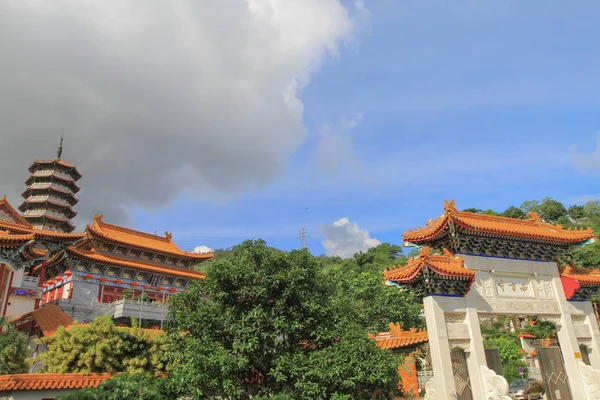 Western Manastırı, arazi işareti manastırda hk