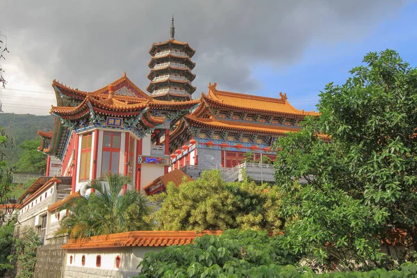 Western Manastırı, arazi işareti manastırda hk