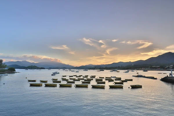 Tai Mei Tuk, Hong Kon içinde deniz günbatımı
