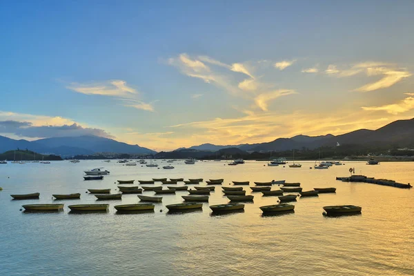 Tai Mei Tuk, Hong Kon içinde deniz günbatımı