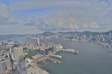 Hong Kong manzarası ve waterfront bir görünüm.