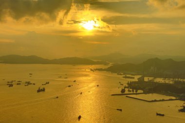 Taş kesiciler konteyner terminal Hk por köprü
