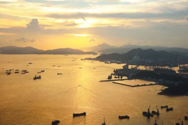 Taş kesiciler konteyner terminal Hk por köprü