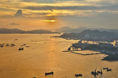 Taş kesiciler konteyner terminal Hk por köprü