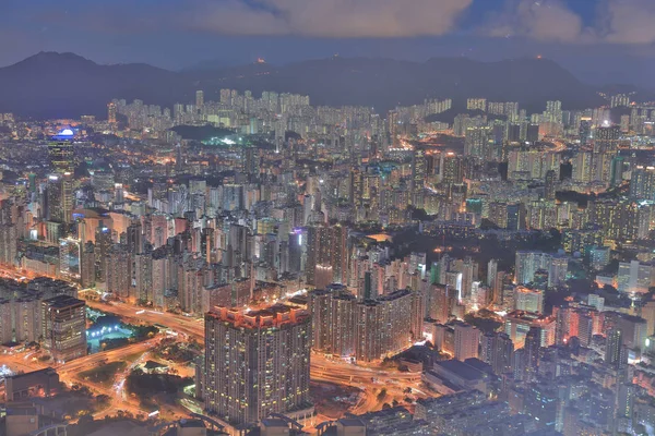 gece Kowloon ICC görünümünü