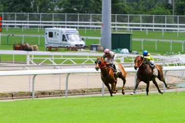 hk en prestijli yarışlarında birini