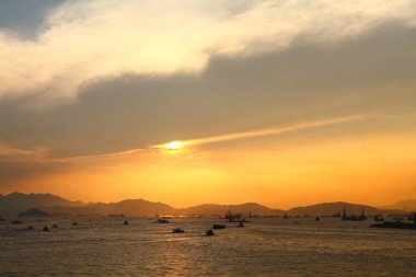 Güneş Batı kowloon promenade, hong kong ayarla