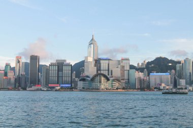 Hong Kong silüeti ile Victoria Limanı