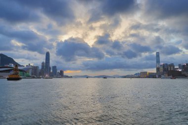 Victoria harbour view ve Hong Kong skylin