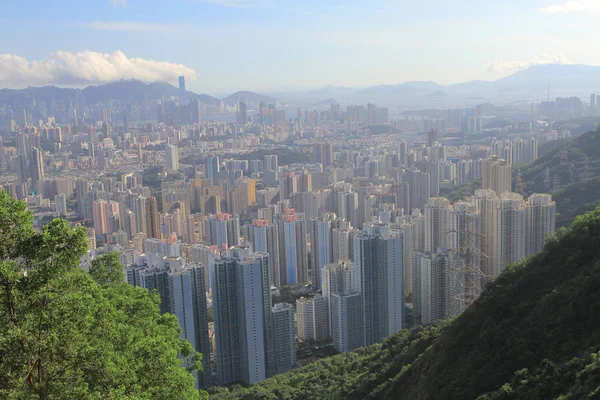 West Kowloon yan Kowloon manzarası