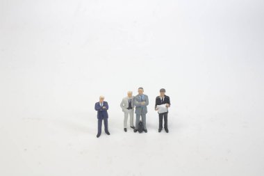 Mini insanlar iş ayakta ekibi ile