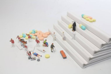 hasta acil tıbbi ekip yardım 