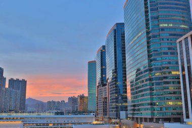 Kowloon adlı tst geceleri 