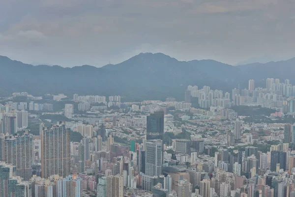 九龙一侧的香港天际线在白天 — 图库照片