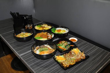 sergilenen bu soğuk yemeğin Çin stili