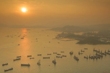 West Kowloon stonecutters köprüde sunse