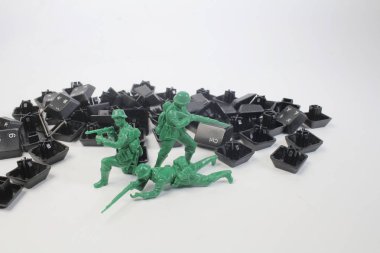 eğlenceli mini figür asker sergilenen bir