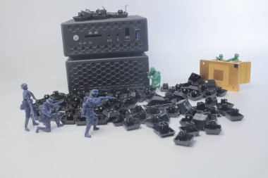 eğlenceli mini figür asker sergilenen bir