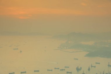 West Kowloon stonecutters köprüde sunse