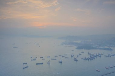West Kowloon stonecutters köprüde sunse