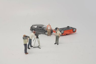 trafik kazası alarak gazetecilik bir rakam