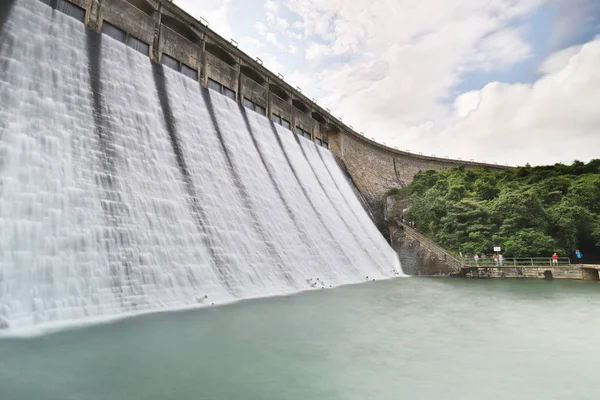 Reservoirs Dam Dramtic Blue Sky — Stock Photo, Image