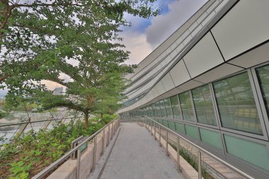 Yüksek hızlı tren meydanının, çatı bahçesi