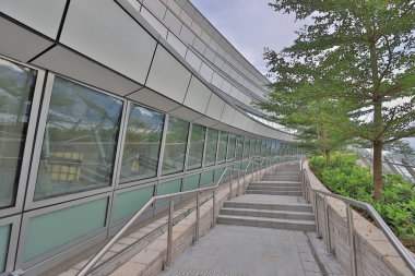 Yüksek hızlı tren meydanının, çatı bahçesi