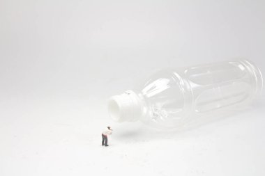 boş şişeyi ile küçük rakam