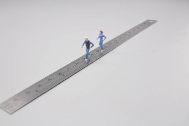 mini figür runner yarış kuralı