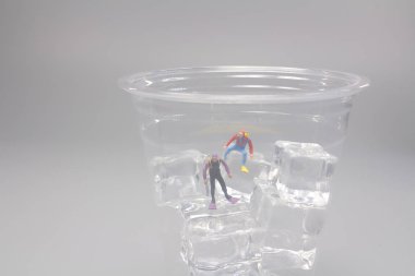 küçük dalgıçlar buz Kupası