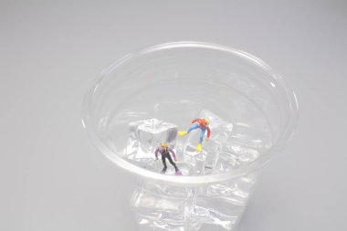 küçük dalgıçlar buz Kupası