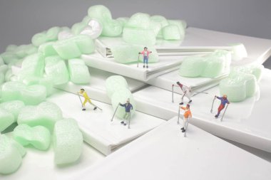 kitap bir mini kayakçı oyun