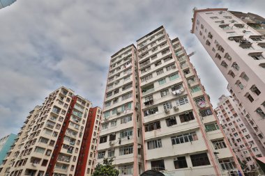 Yuet Wah Street kwun tong, tong lau