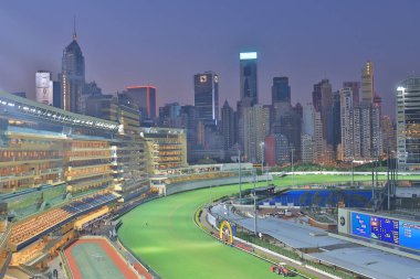 Happy Valley at yarış pisti oyunu jockey club 