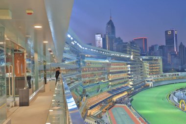 Happy Valley at yarış pisti oyunu jockey club 