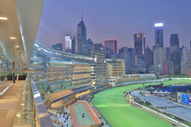 Happy Valley at yarış pisti oyunu jockey club 