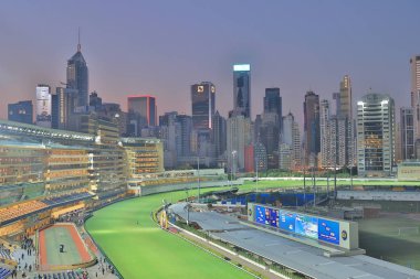 Happy Valley at yarış pisti oyunu jockey club 