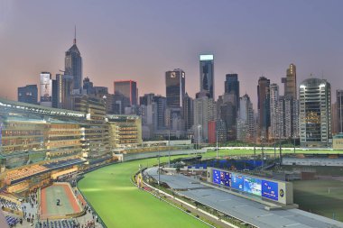 Happy Valley at yarış pisti oyunu jockey club 