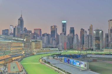 Happy Valley at yarış pisti oyunu jockey club 