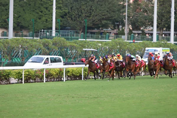 Galopp Happy Valley Racecourse — Stockfoto