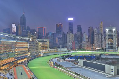 Happy Valley at yarış pisti oyunu jockey club 