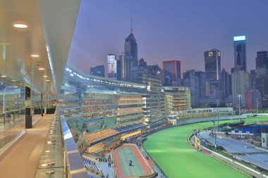 Happy Valley at yarış pisti oyunu jockey club 