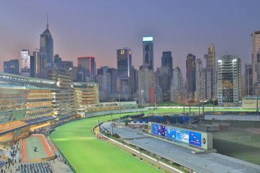 Happy Valley at yarış pisti oyunu jockey club 